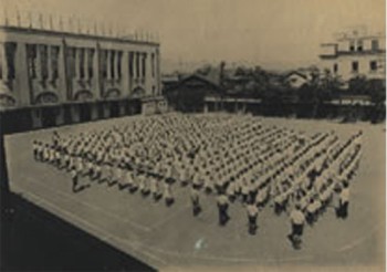 1932年(昭和7年)頃の龍池小学校